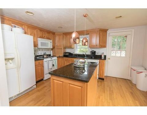 17 Odyssis Dr, Buzzards Bay, MA 02532 photo 12