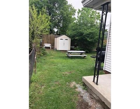 90 Walnut St, Chicopee, MA 01020 photo 11