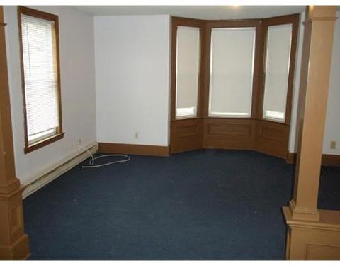 90 Walnut St, Chicopee, MA 01020 photo 2