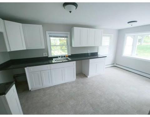 145 Mayfair Ave, Springfield, MA 01104 photo 6