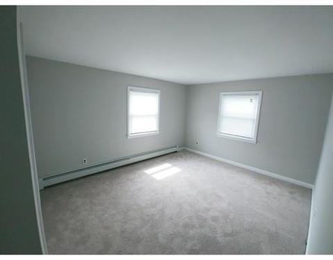 145 Mayfair Ave, Springfield, MA 01104 photo 12