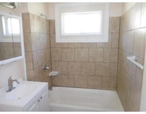 31 Daytona St, Springfield, MA 01108 photo 11