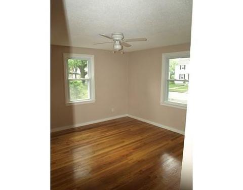 257 Edendale St, Springfield, MA 01104 photo 9