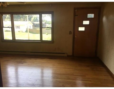 24 Como Dr, Chicopee, MA 01020 photo 8