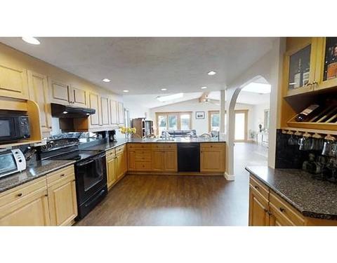 14 Berkeley Rd, Framingham, MA 01701 photo 3