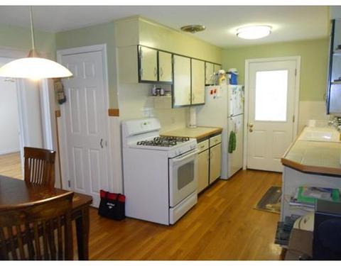 145 Lumae St, Springfield, MA 01119 photo 5