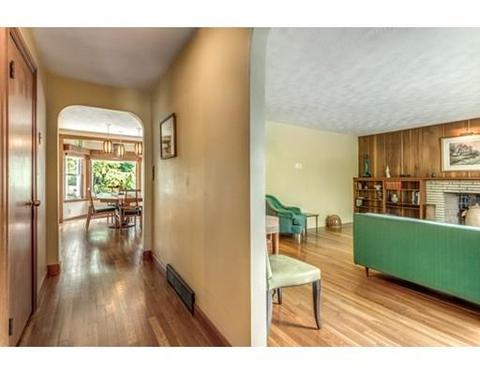 14 Pearson St, Beverly, MA 01915 photo 4