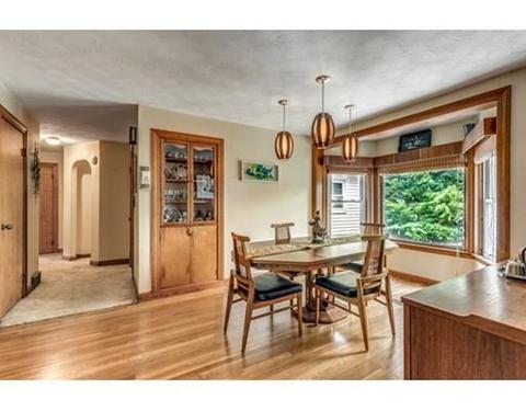 14 Pearson St, Beverly, MA 01915 photo 8