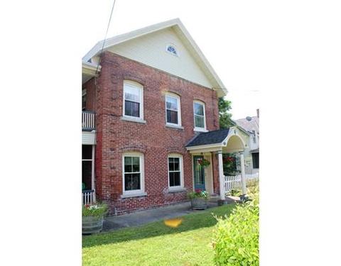 38 W Main St, Ware, MA 01082 photo 3
