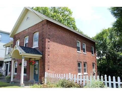 38 W Main St, Ware, MA 01082 photo 6