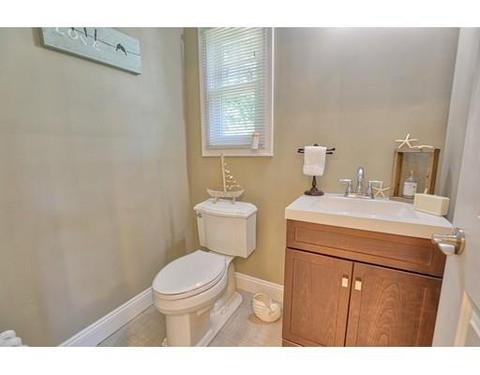91 Eckington St, Springfield, MA 01108 photo 10