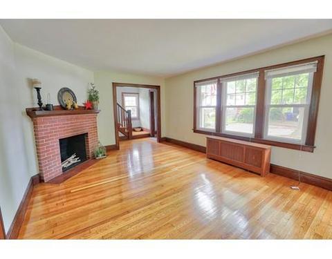 91 Eckington St, Springfield, MA 01108 photo 4