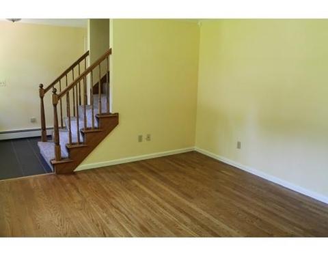 2 Lakeview Cir, Sutton, MA 01590 photo 9