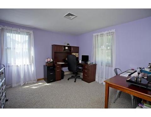 20 Donlyn Dr, Chicopee, MA 01013 photo 15
