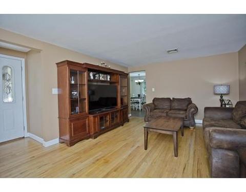 20 Donlyn Dr, Chicopee, MA 01013 photo 8