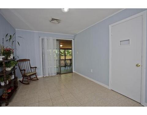 20 Donlyn Dr, Chicopee, MA 01013 photo 10