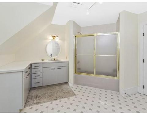 569 Charles River St, Needham, MA 02492 photo 14