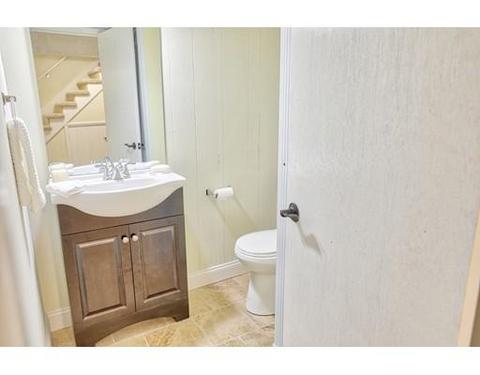 11 Derryfield Ave, Springfield, MA 01118 photo 22