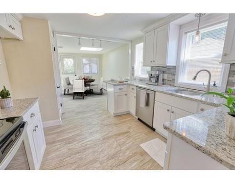 11 Derryfield Ave, Springfield, MA 01118 photo 11