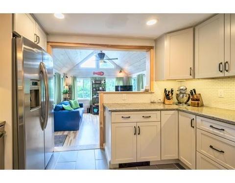 40 Pratt Ave, Beverly, MA 01915 photo 12
