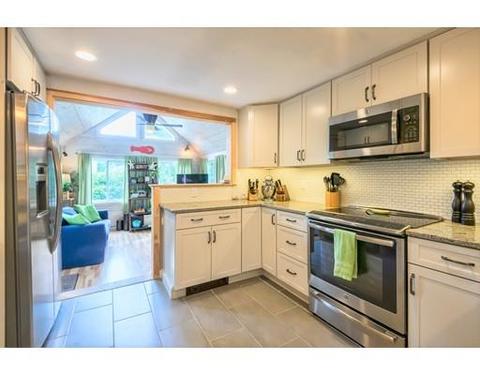 40 Pratt Ave, Beverly, MA 01915 photo 11
