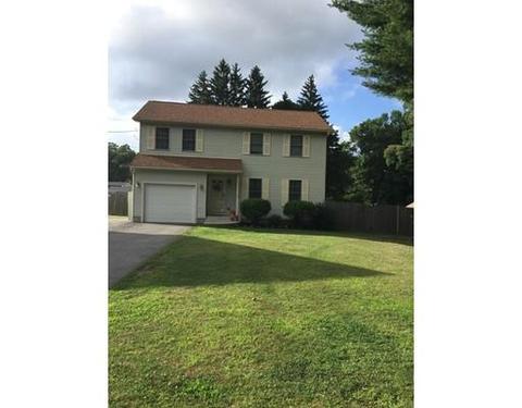 1584 Sumner Ave Ext, Springfield, MA 01118 photo 2