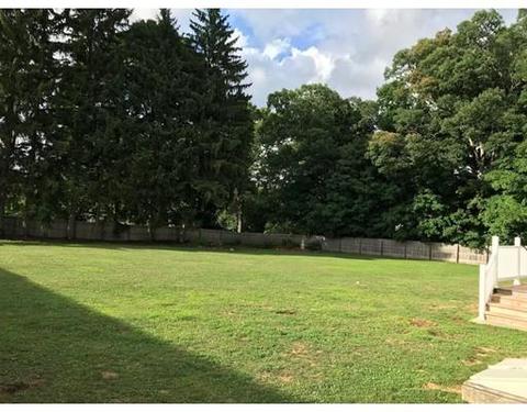 1584 Sumner Ave Ext, Springfield, MA 01118 photo 12