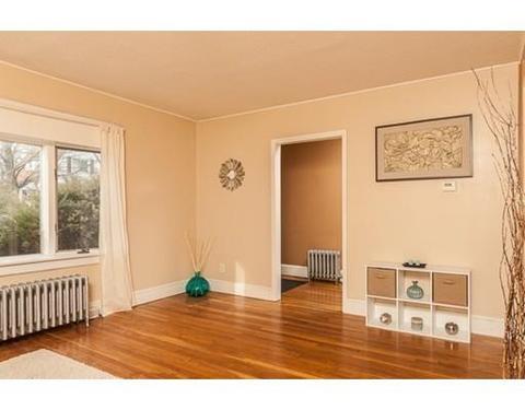 91 Braddock St, Springfield, MA 01109 photo 10
