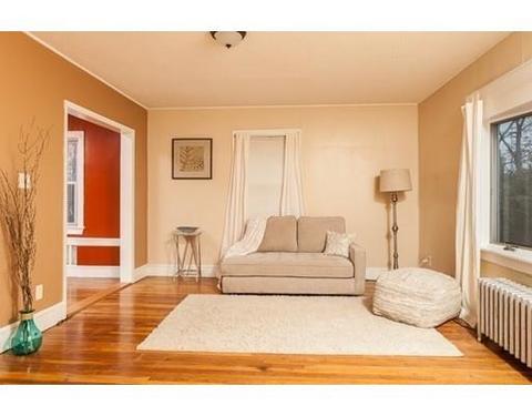 91 Braddock St, Springfield, MA 01109 photo 9