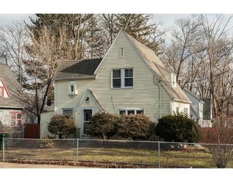 91 Braddock St, Springfield, MA 01109 photo 2
