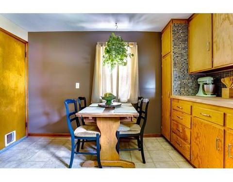 25 Pineview Dr, Springfield, MA 01119 photo 6
