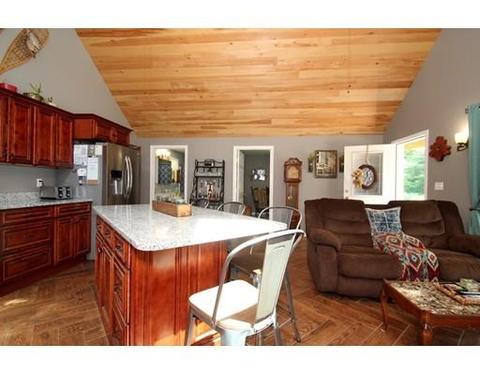 40 North St, Erving, MA 01344 photo 9