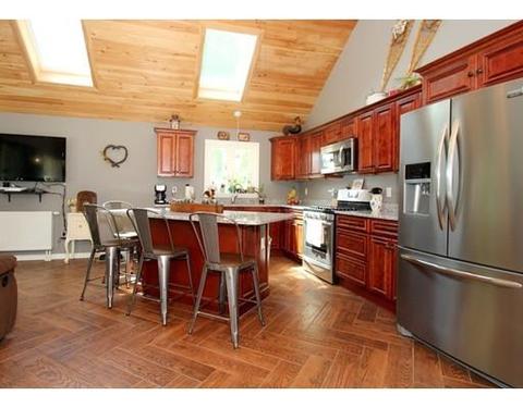 40 North St, Erving, MA 01344 photo 6