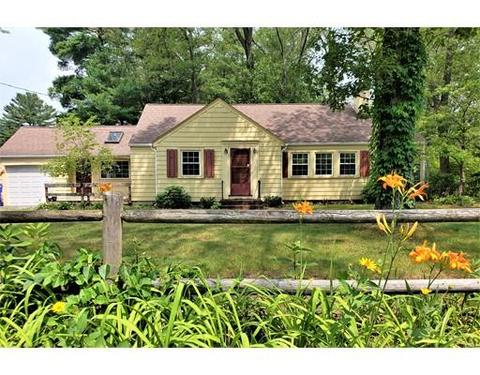 2402 Wilbraham Rd, Springfield, MA 01129 photo 1