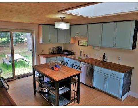 2402 Wilbraham Rd, Springfield, MA 01129 photo 2