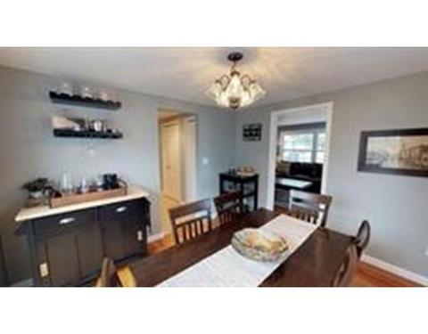 718 R Cabot St, Beverly, MA 01915 photo 9