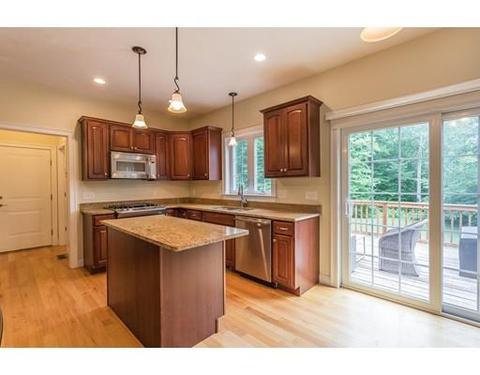 35 Cardinal Cir, Raynham, MA 02767 photo 11