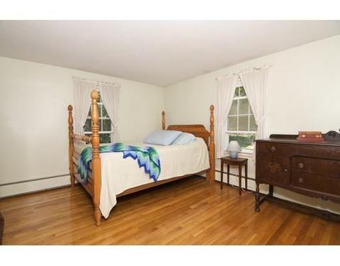 21 Planters Field Ln, Hingham, MA 02043 photo 9
