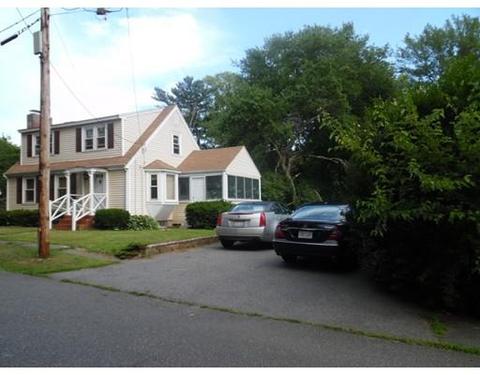 27 Johnson Rd, Saugus, MA 01906 photo 2