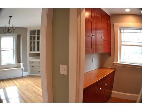 6 Gregg St, Beverly, MA 01915 photo 4