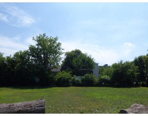 489 Hancock St, Springfield, MA 01105 photo 4