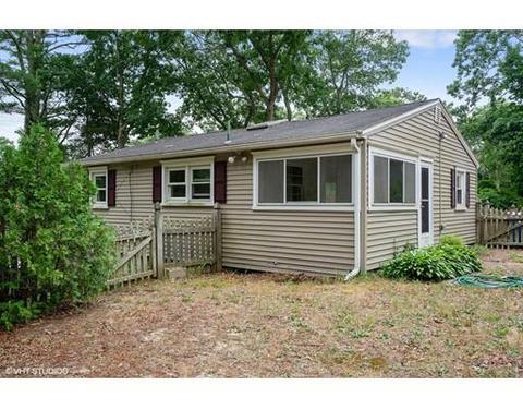 8 Boysenberry Rd, East Wareham, MA 02538 photo 11