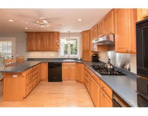 15 Hitching Post Dr, Walpole, MA 02081 photo 6