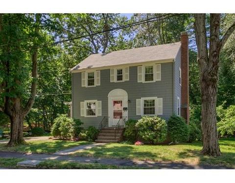 24 Cape Cod Ave, Reading, MA 01867 photo 1