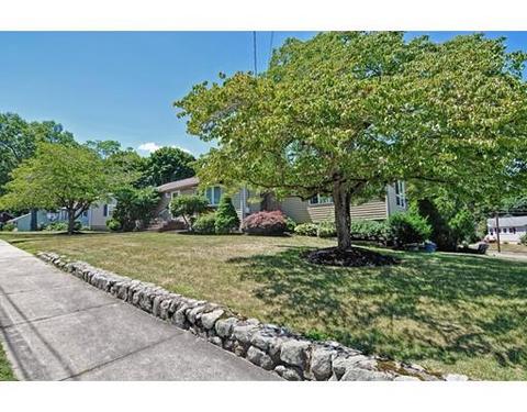 26 Dewitt Rd, Stoneham, MA 02180 photo 2