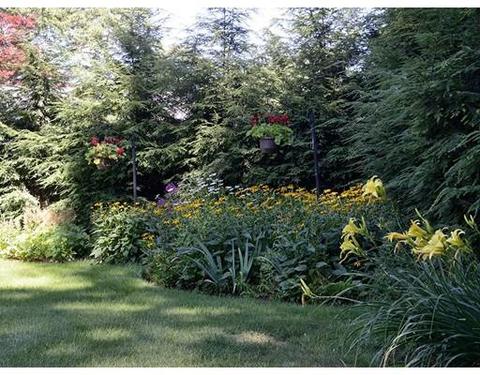 706 Plumtree Rd, Springfield, MA 01118 photo 22