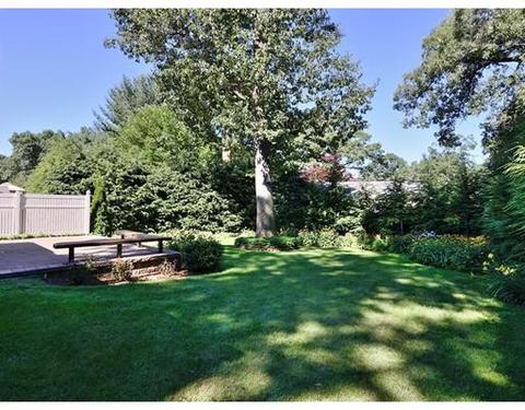 706 Plumtree Rd, Springfield, MA 01118 photo 20