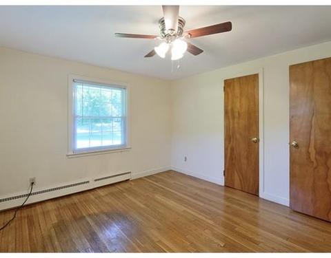 706 Plumtree Rd, Springfield, MA 01118 photo 10