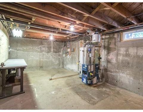 706 Plumtree Rd, Springfield, MA 01118 photo 17