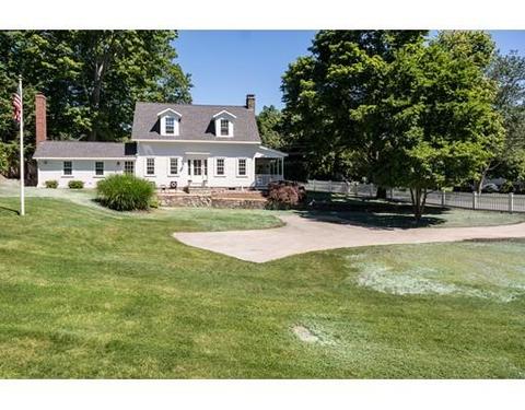 36 Planters Field Ln, Hingham, MA 02043 photo 4